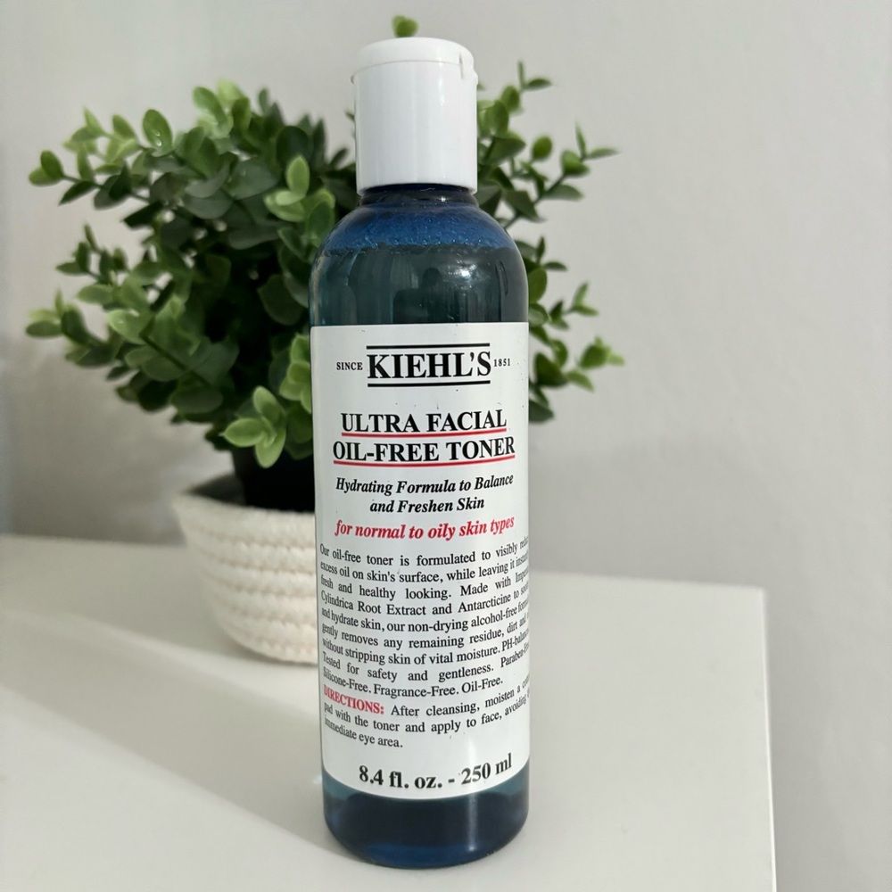 NEW Kiehl's Ultra Facial Oil Free Toner